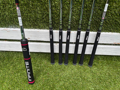 Brand New Wilson Staff D7 XS Golf Set, Brand New Driver & Irons, Brand New Infinite Bucktown Putter, Premium OUUL Stand Bag