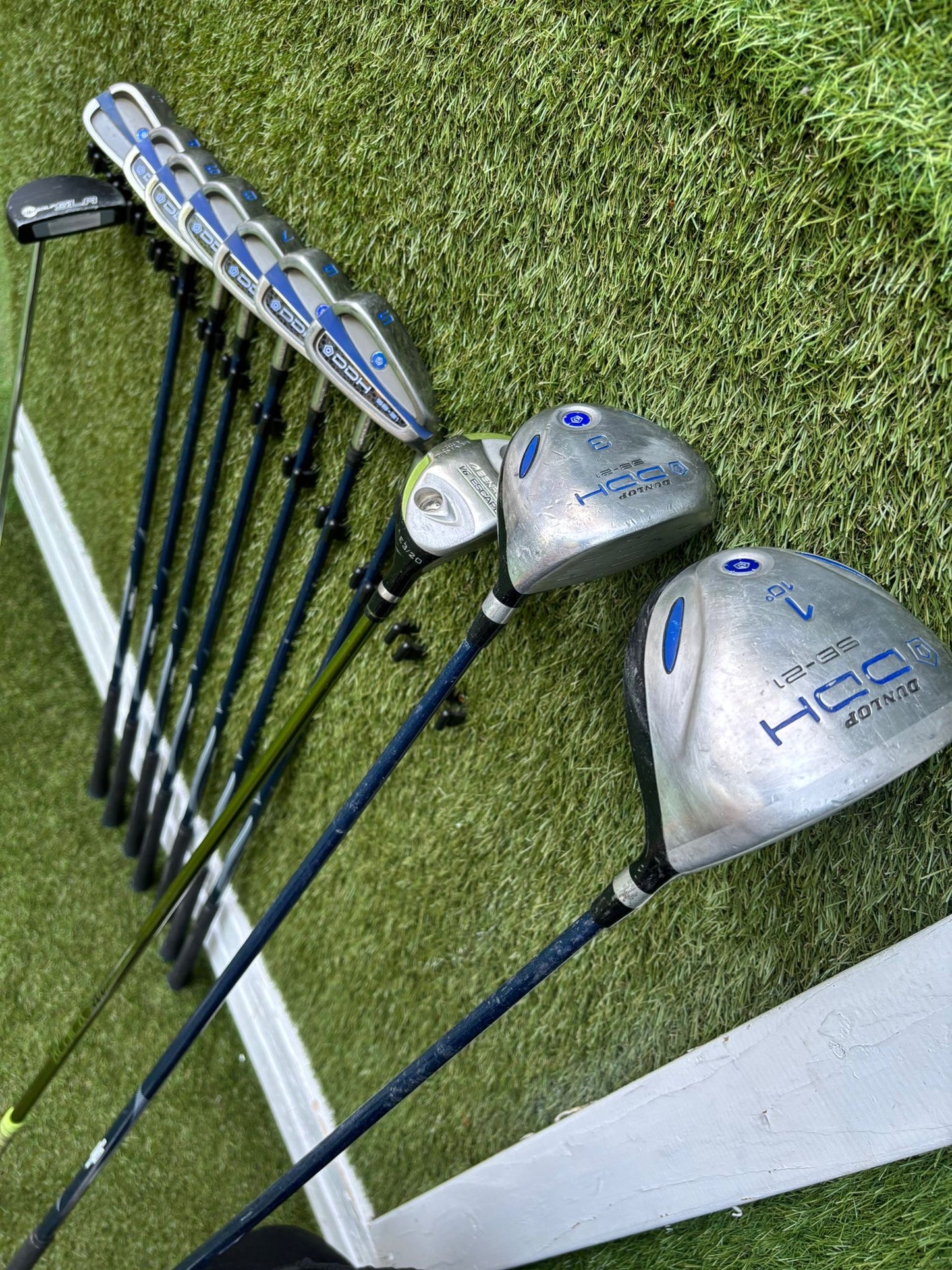 Dunlop DDH SB-21 Golf Set with Benross Hybrid & Stand Bag - Free DPD Delivery