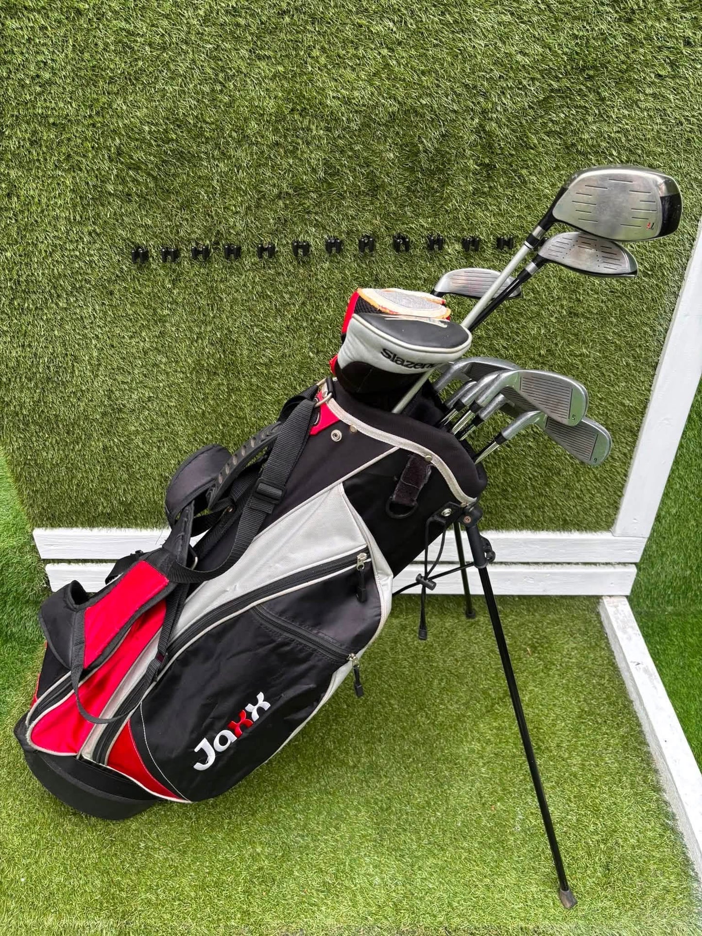 Jaxx RX II Complete Golf Set – Slazenger Panther Ti Driver, Woods, Wedge, Putter & Stand Bag