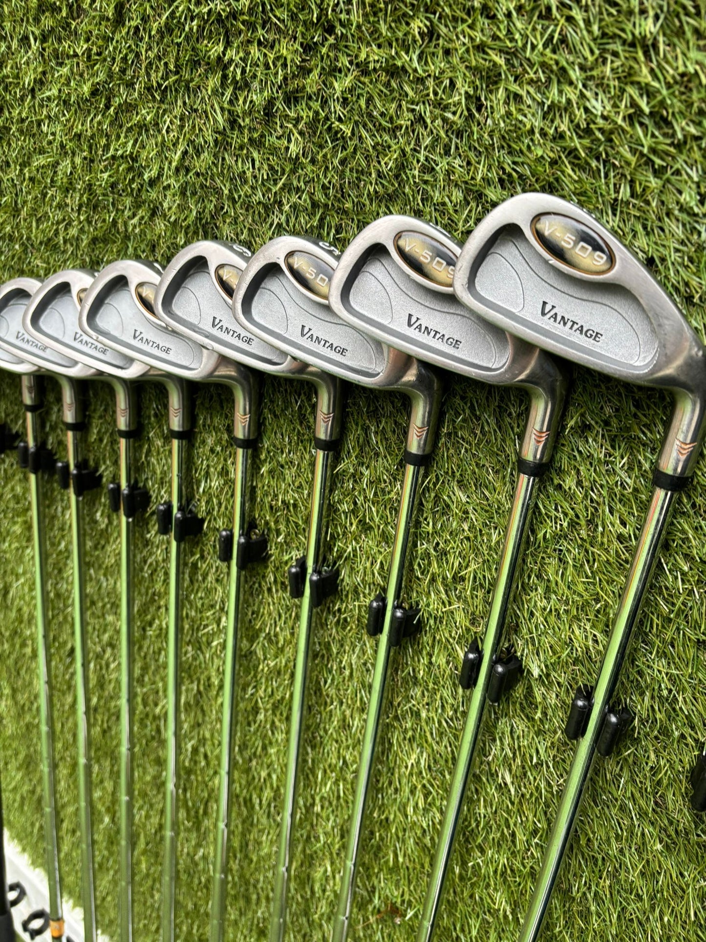 Callaway War Bird Driver + TaylorMade Burner Rescue + Full Iron Set + Nike Stand Bag (14 Clubs) £194.00 Delivered