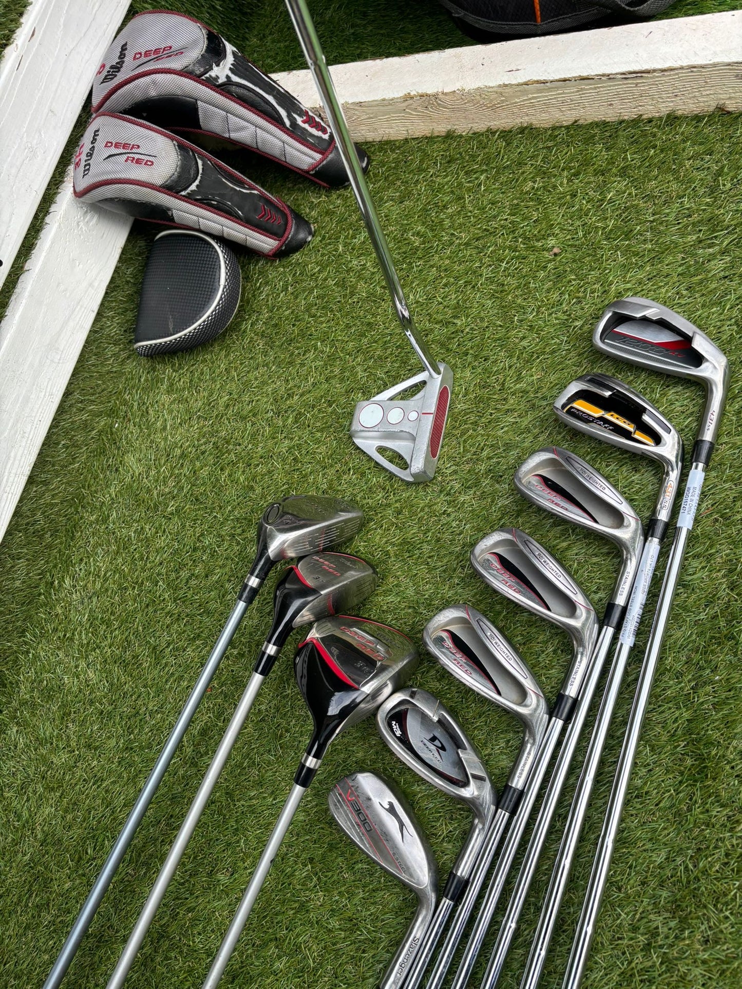 Wilson Deep Red Woods + ProStaff Irons + Cobra Stand Bag – 11 Club Golf Set