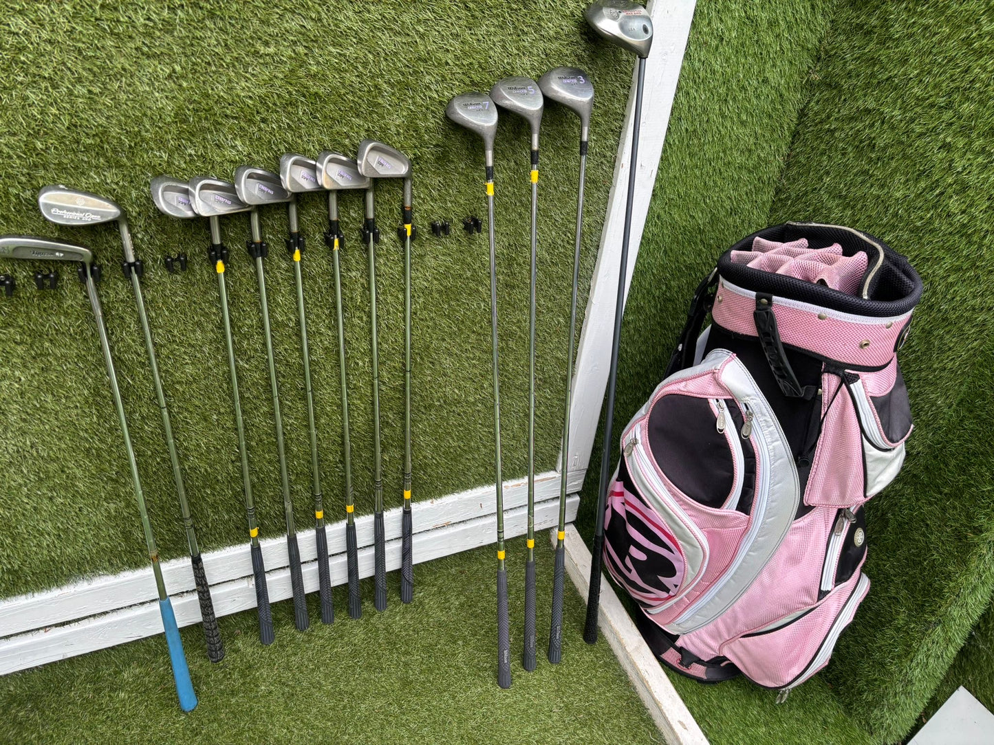 Wilson Berg HT Ladies Golf Set with Callaway Big Bertha War Bird Driver & Cart Bag