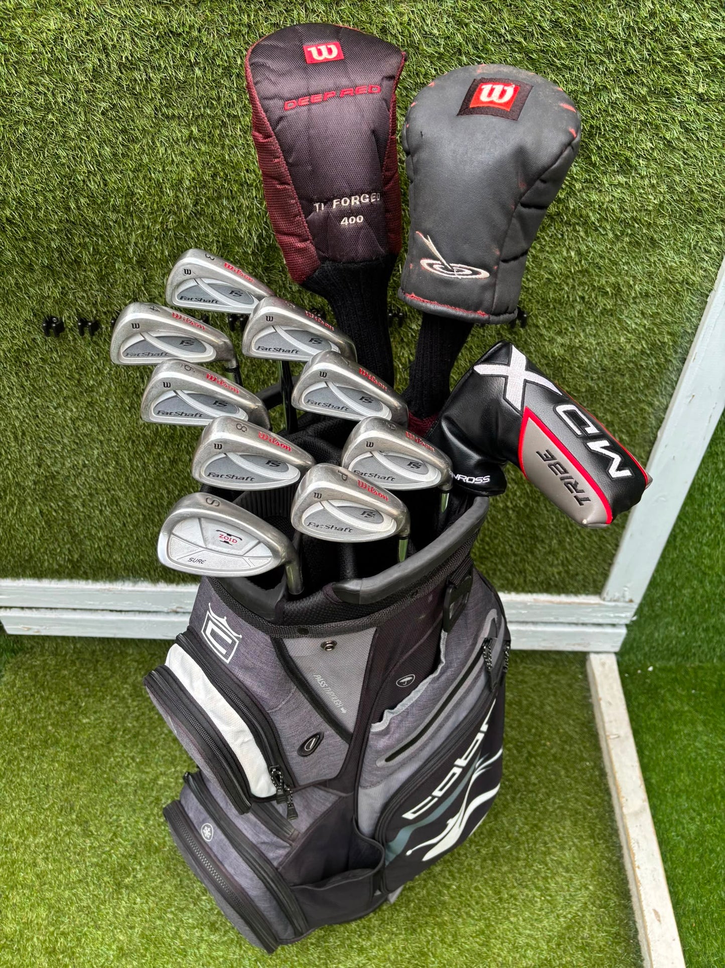 Wilson FatShaft Irons, Wilson Deep Red Driver, Wilson Deep Red 1 Wood, Benross MDX Tribe Putter & Cobra Cart Bag