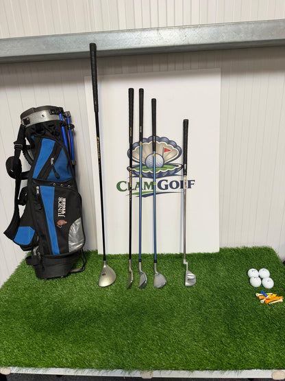 Junior Left Handed Golf Clubs and Bag Set. All in good used condition, 7 iron measures 32 inches so suitable for 9-12 year olds.