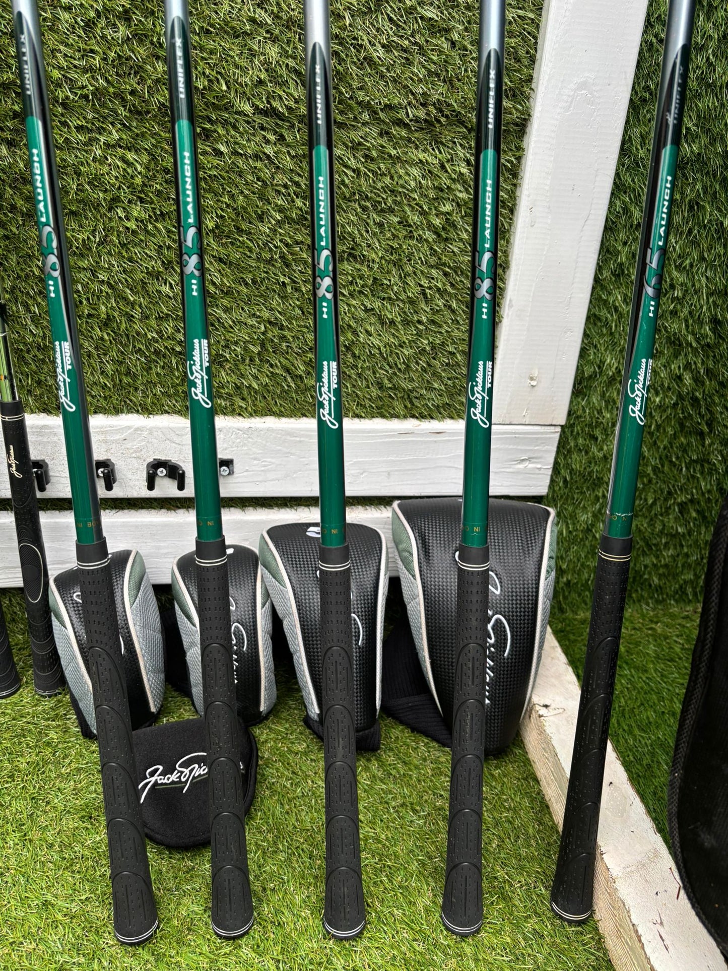 Jack Nicklaus Tour – Full Matching 14-Club Golf Set + Bag £294 + Free Delivery