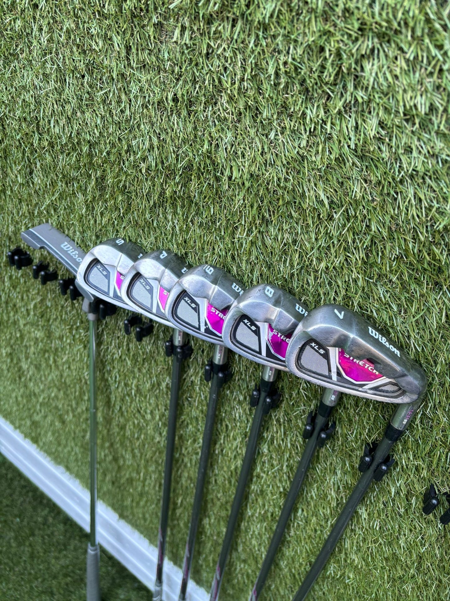 🔥 Wilson Stretch XLS Ladies Set (7–SW) + Driver / 5 Wood / Hybrid + Matching Bag