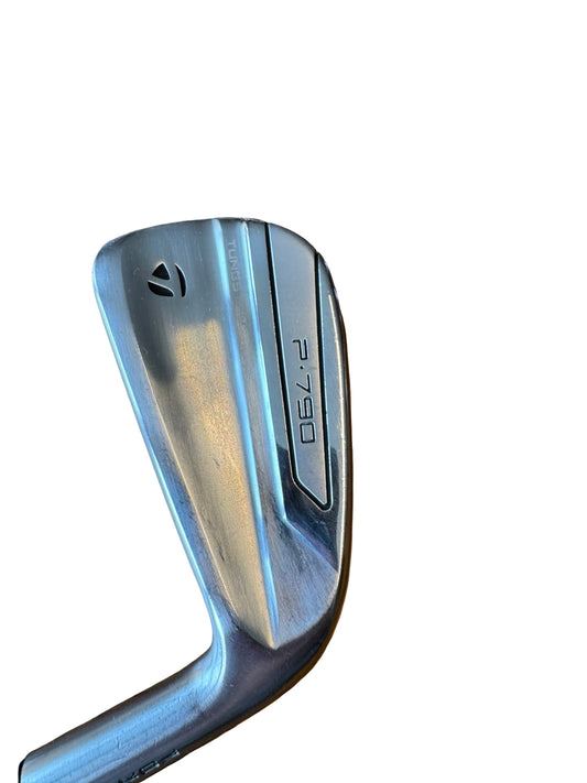 Taylormade P790 5 Iron R/H Reg Flex Free P&P
