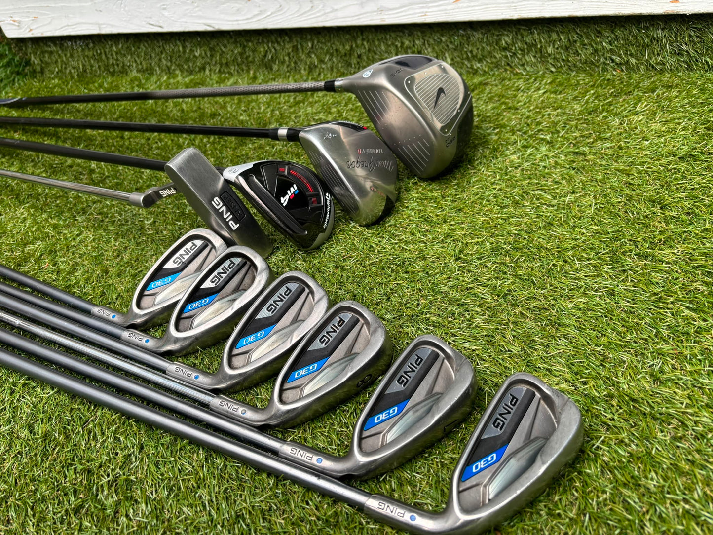 Ping G30 Graphite Irons 6-U, TaylorMade M4 Rescue, Nike SQ Driver & Callaway Stand Bag Stunning Set