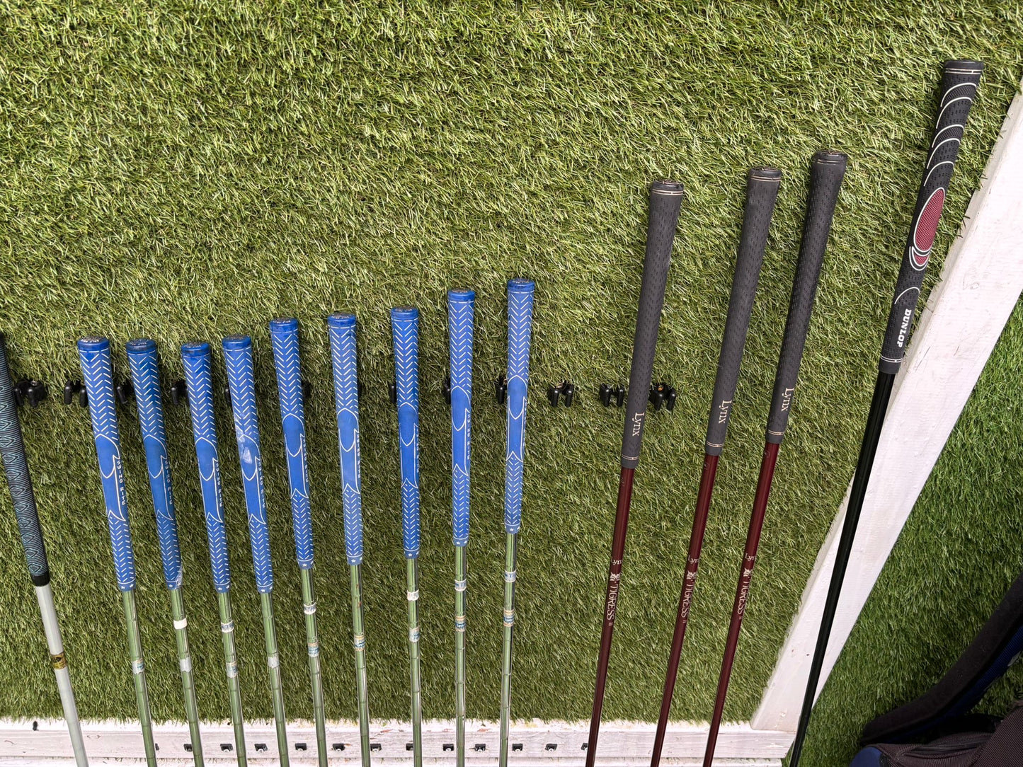 Lynx Tigress Ladies 14-Club Graphite Set + PING Cart Bag
Free P&P