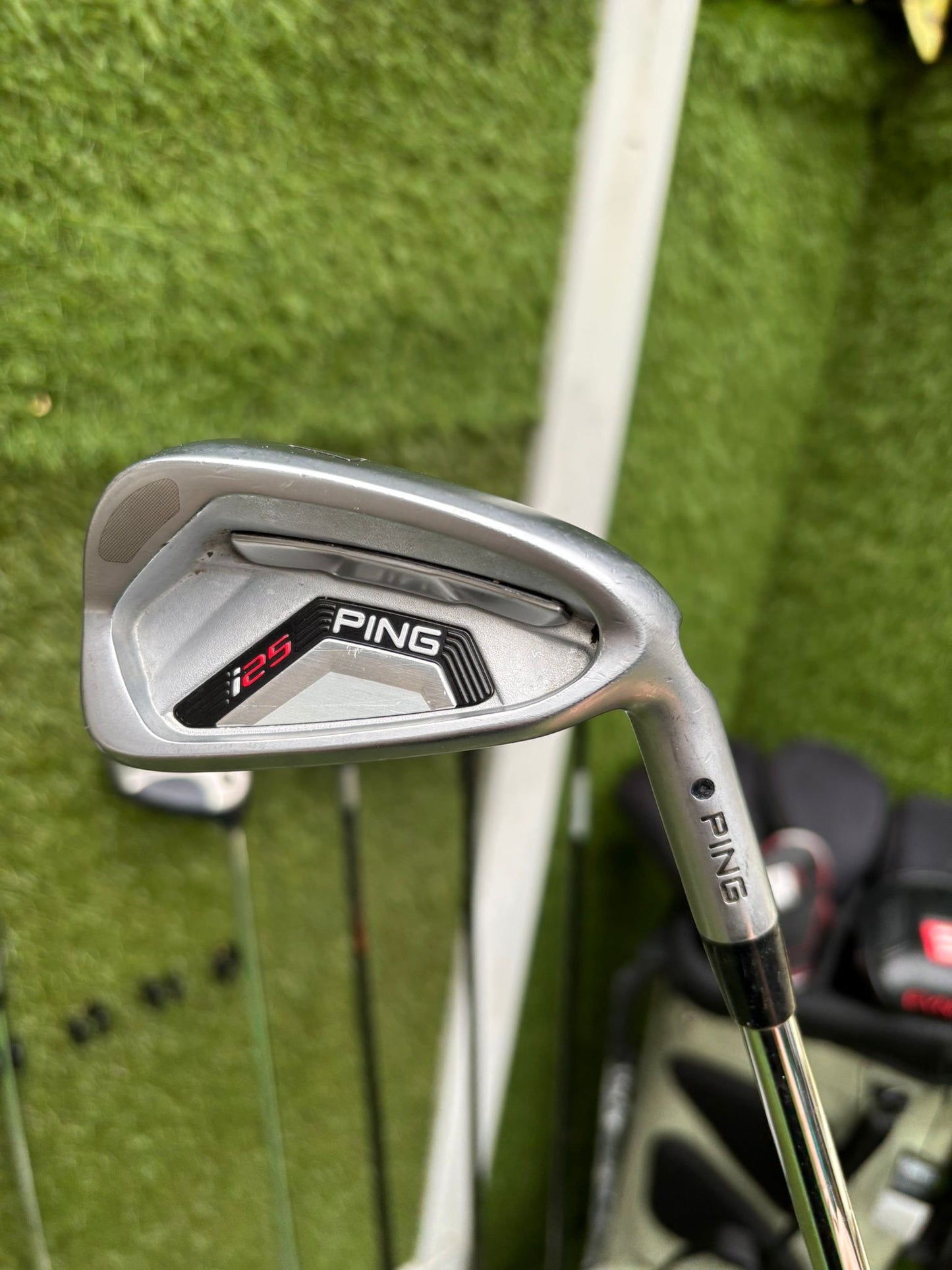 Ping i25 Irons, EVNROLL ER5 Putter, Mizuno S18 56°, Mizuno Zoid Hybrid, Mixed Woods & J.Lindeberg Stand Bag – 11 Clubs