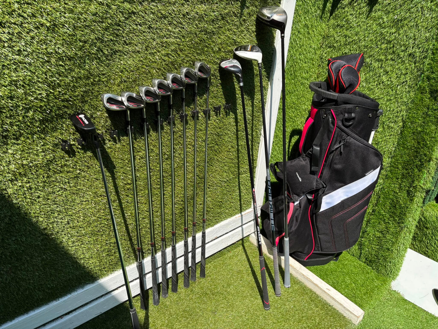 Wilson Deep Red Irons, TaylorMade Burner 3.0 Fairway Wood, Wilson Driver & Brand New Stand Bag