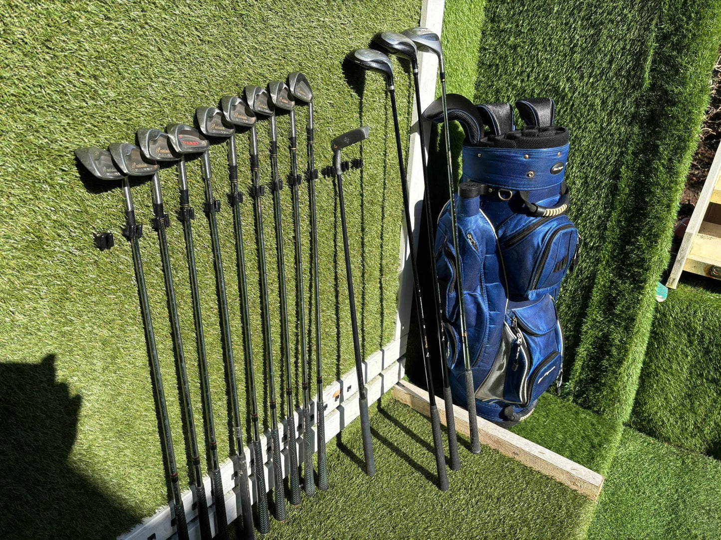 Browning 3–SW Irons + Cobra Driver + Dunlop 3 & 5 Wood + Ben Sayers Bag – 13 Clubs