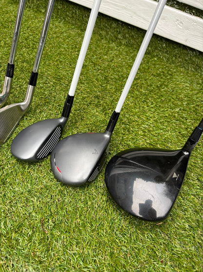 Mizuno Widec II Irons, Titleist 913 Driver, Callaway X Hot Woods, Wilson Infinite Putter & Titleist StaDry Cart Bag