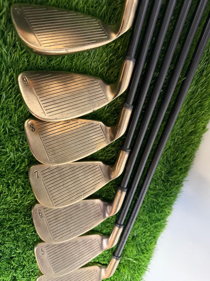 Men's Right Handed Premium Branded Callaway Big Bertha Gold Graphite Shafts- Complete Package Set.