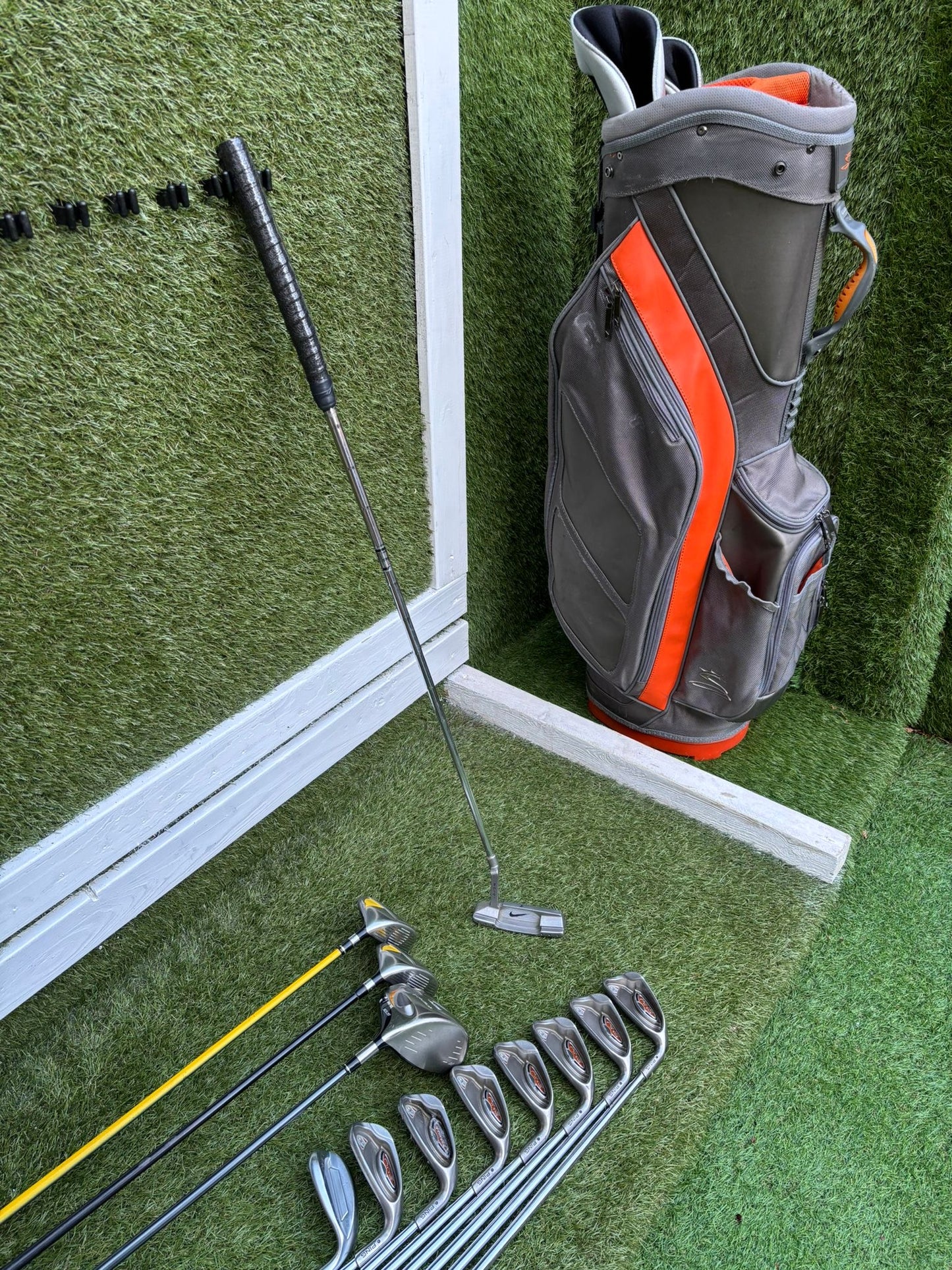 Ping G10 Irons Set + TaylorMade r7 Driver + Nike SQ Woods + Ping Glide Wedge + Cobra Stand Bag