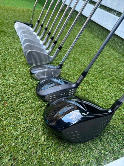 Callaway Irons, Wilson D9 Driver, Callaway Paradym X 3 Wood, Callaway X Hybrid, Wilson Infinite Putter & OUUL Premium Stand Bag
