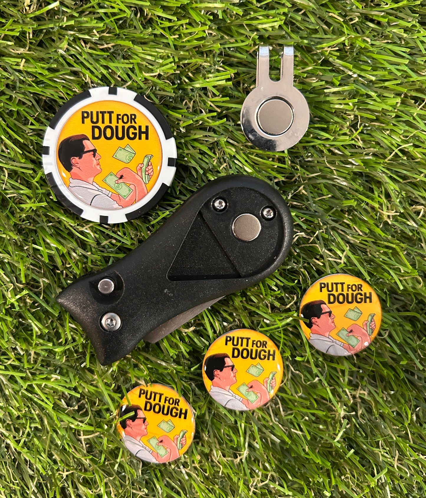 Golf plastic Pitchfork Magnetic Hat Clip With 3 Putt for Dough Markers And Poker chip