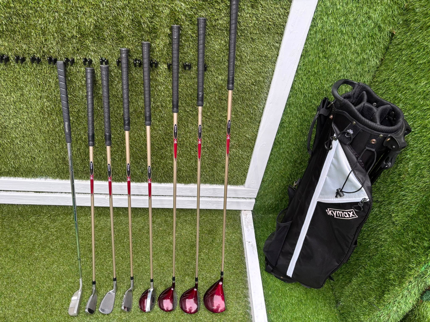 Maxfli Affinity Ladies Golf Package, Howson Blade Putter & Skymax Stand Bag