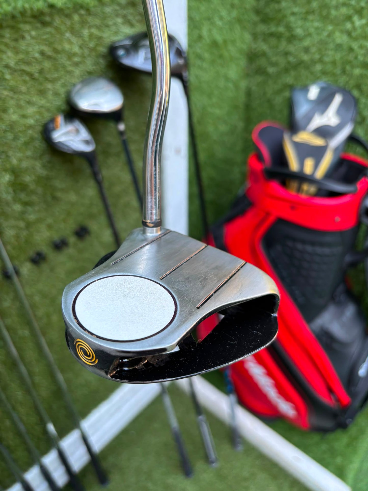 Callaway Apex DCB Irons, Mizuno Driver, Odyssey Lab Putter & TaylorMade Team Tour Cart Bag
