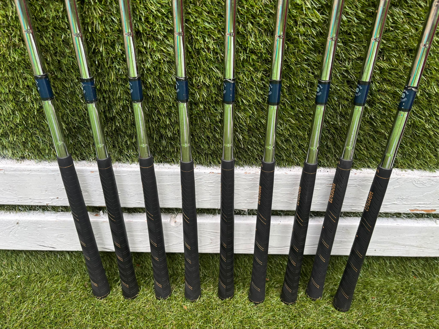 Wilson ProStaff Oversize Irons, Wilson Staff D300 Driver, Wilson Deep Red Woods & Wilson Stand Bag