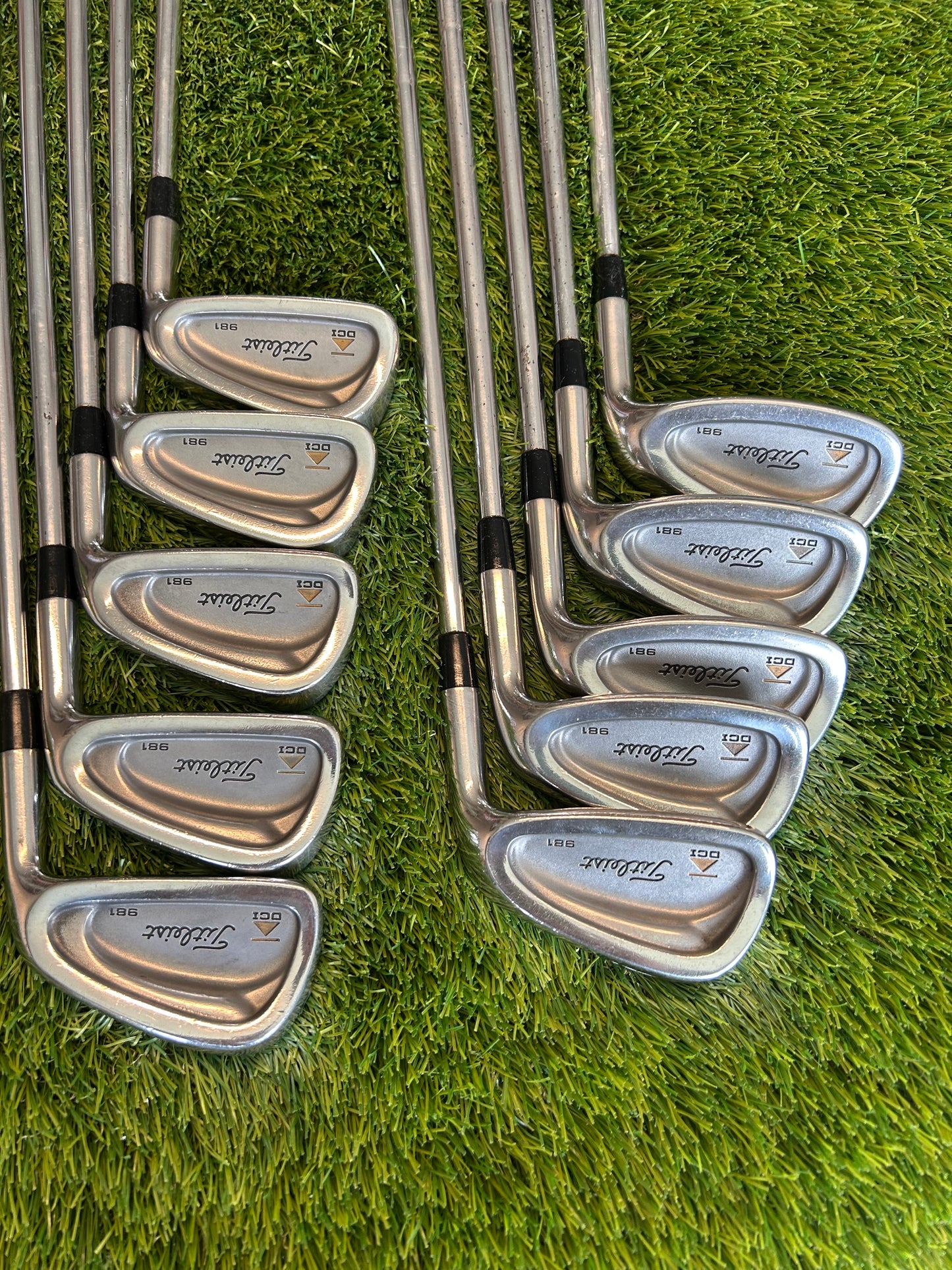 Titleist DCI Iron Set 2-PW+SW Steel Regular Flex Shaft Golf Pride Grip - RH Free P&P