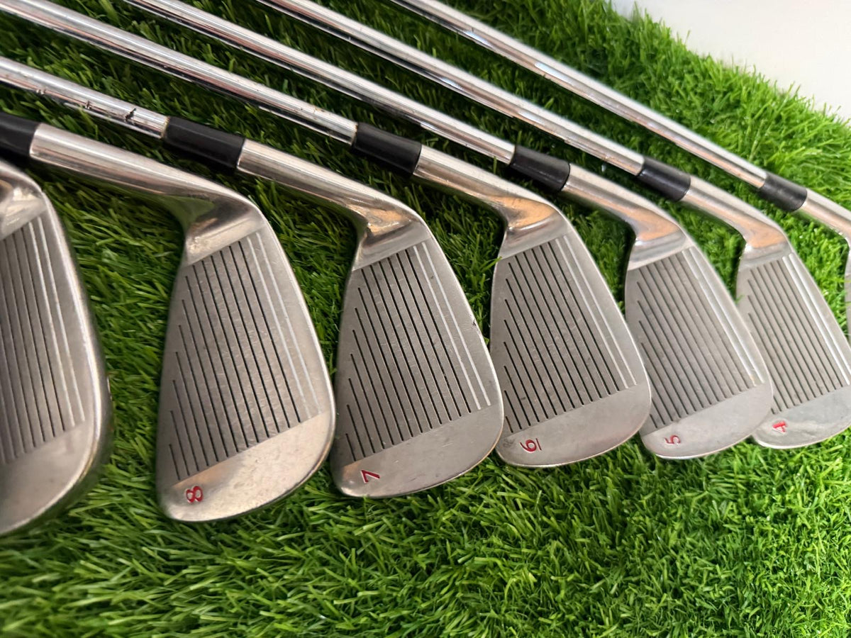 Men’s Right-Handed Regal Golf Set – Beginners to Mid Handicap Golfers excellent used condition!