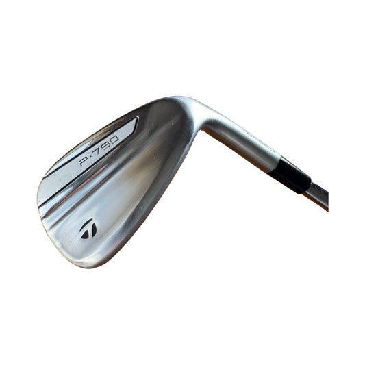 Taylormade P790 Pitching Wedge  1/2 Inch Longer Reg Flex R/H Free P&P