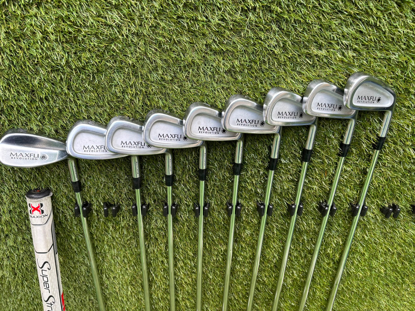 Maxfli Revolution +1” Golf Set with Odyssey White Ice Putter & Cobra Bag Free Delivery