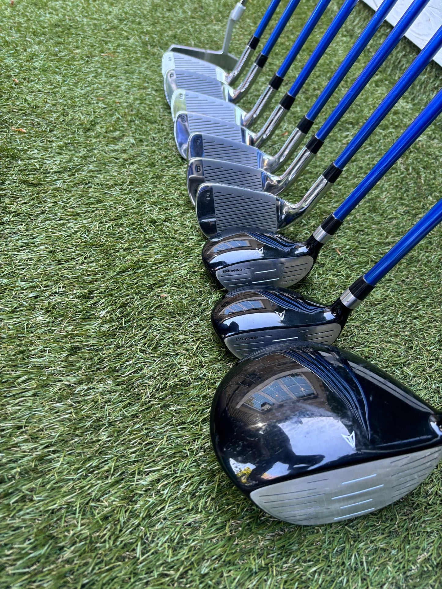 Ladies Falcon Graphite Golf Club Set with Cart Bag