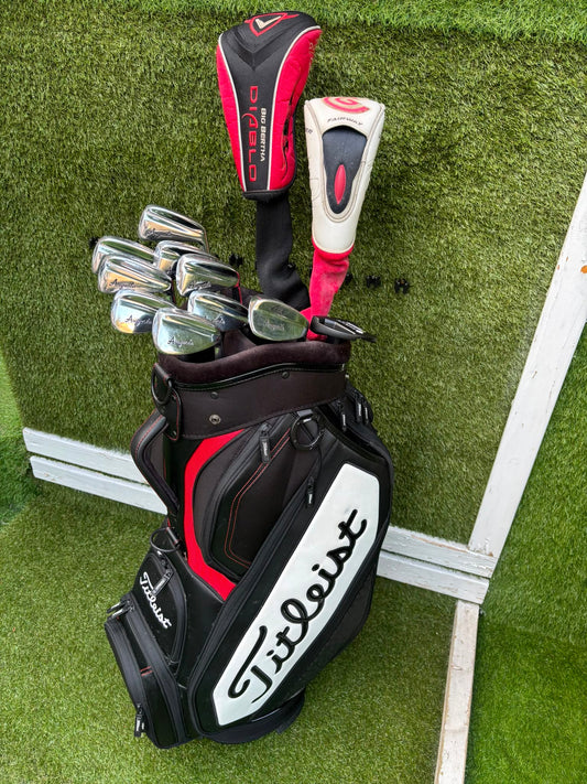 Wilson 3–SW Irons, TaylorMade Driver, Cleveland Fairway, Slazenger Putter & Titleist Cart Bag