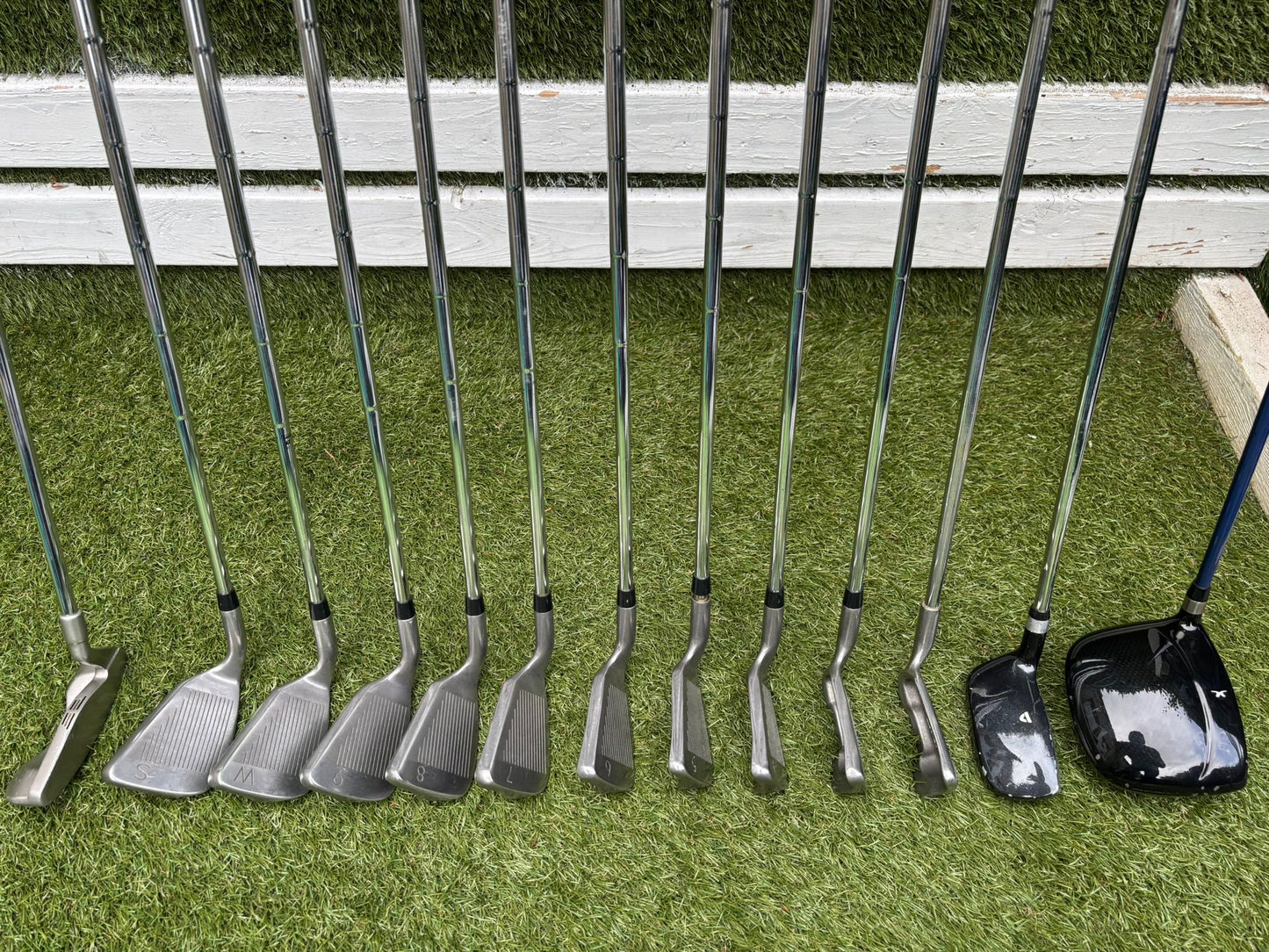 Z-Model II 3-SW Irons, Ping Zing 2 Red Dot 2 Iron, Driver, Hybrid & MacGregor Bag