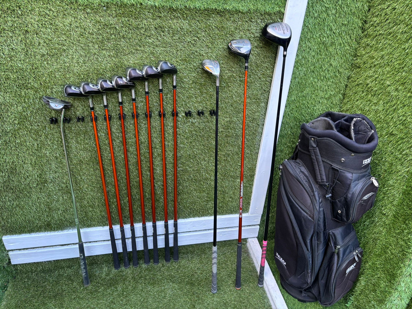 Hippo XXL Iron Set + TaylorMade r7 Rescue Hybrid + Integra Driver + Izzo Stand Bag