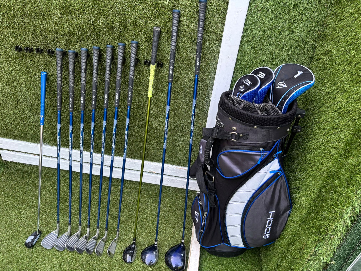 Dunlop DDH SB-21 Golf Set with Benross Hybrid & Stand Bag - Free DPD Delivery