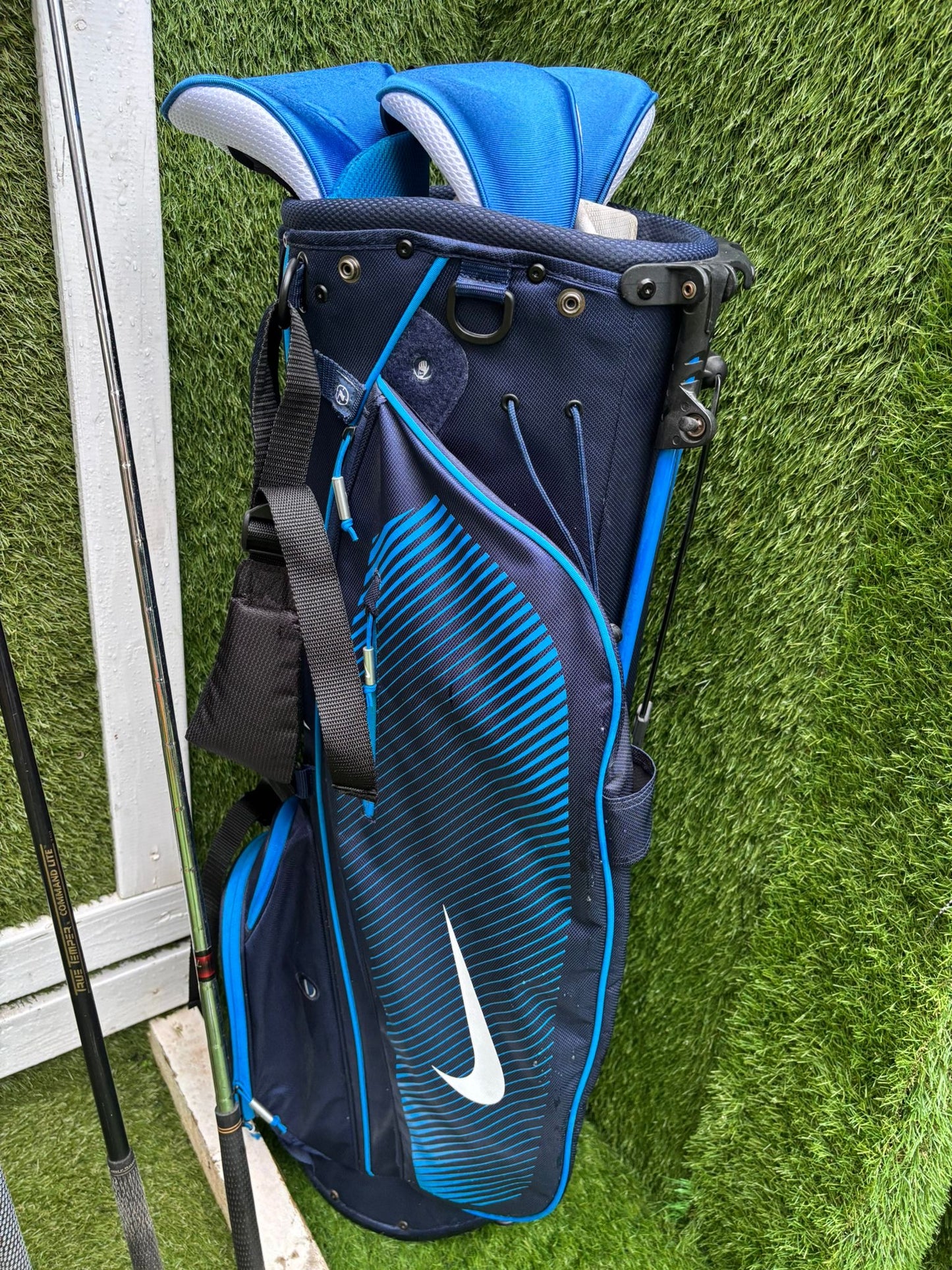 Callaway War Bird Driver + TaylorMade Burner Rescue + Full Iron Set + Nike Stand Bag (14 Clubs) £194.00 Delivered