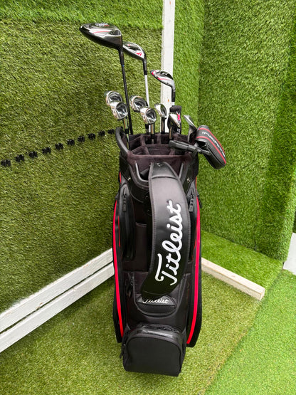 New Wilson Staff D7 Irons, Titleist Driver, Callaway Wood & Hybrid, New Wilson Infinite Putter Titleist Waterproof Cart Bag