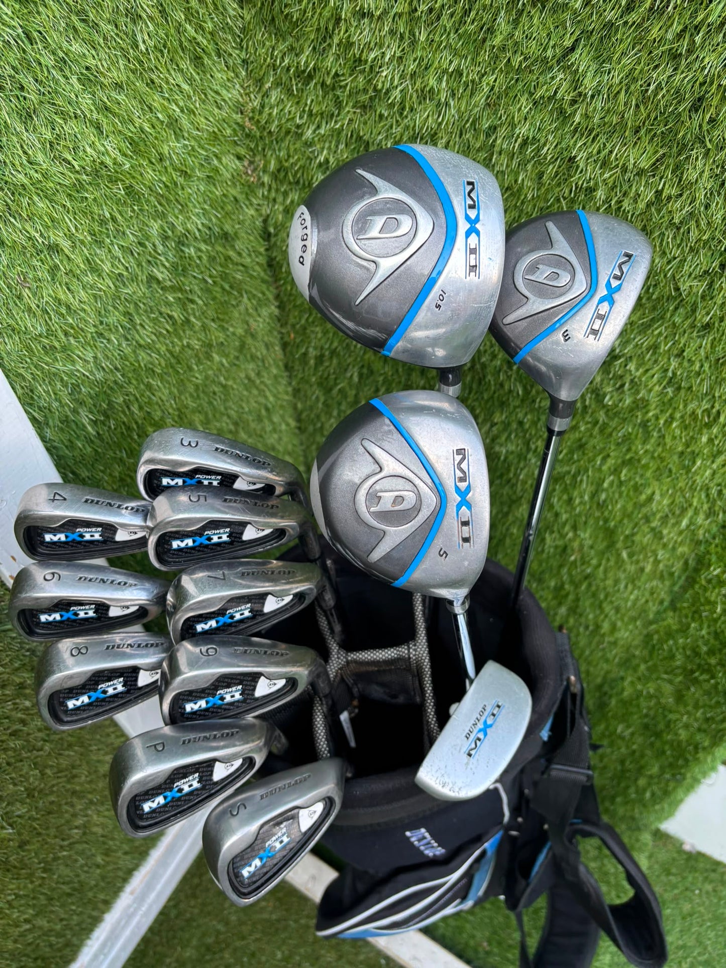 Complete Matching Dunlop MX II Golf Package Set with Stand Bag Free Delivery