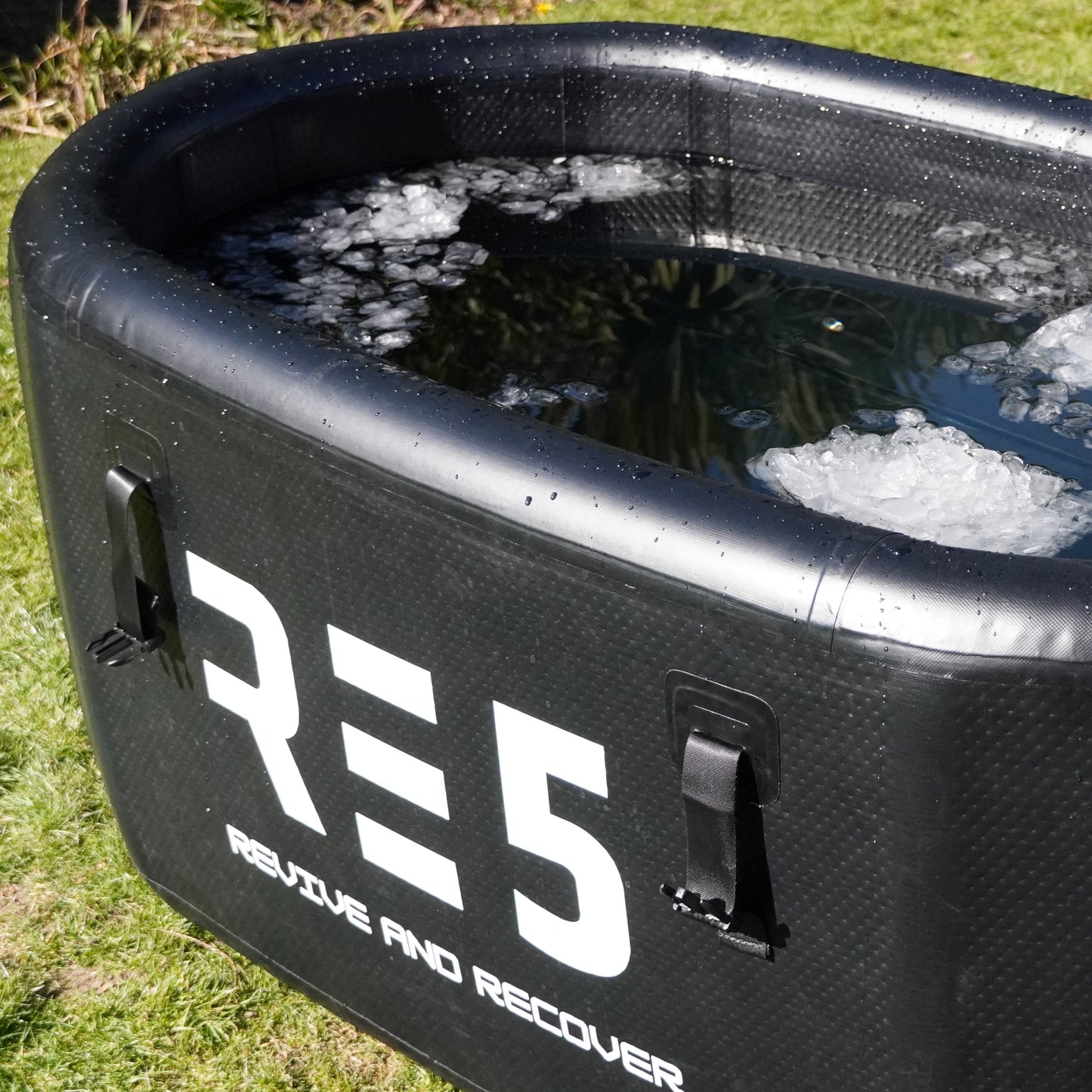 RE5 Cold Plunge Ice Bath Tub for Muscle Recovery & Wellness