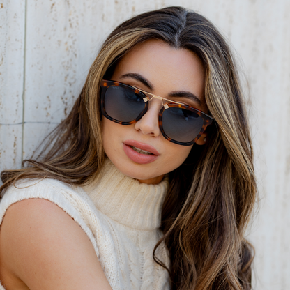 Lunettes de soleil oversize DEMI pour femme, couleur écaille de tortue, marron whisky, par WMP Eyewear UK