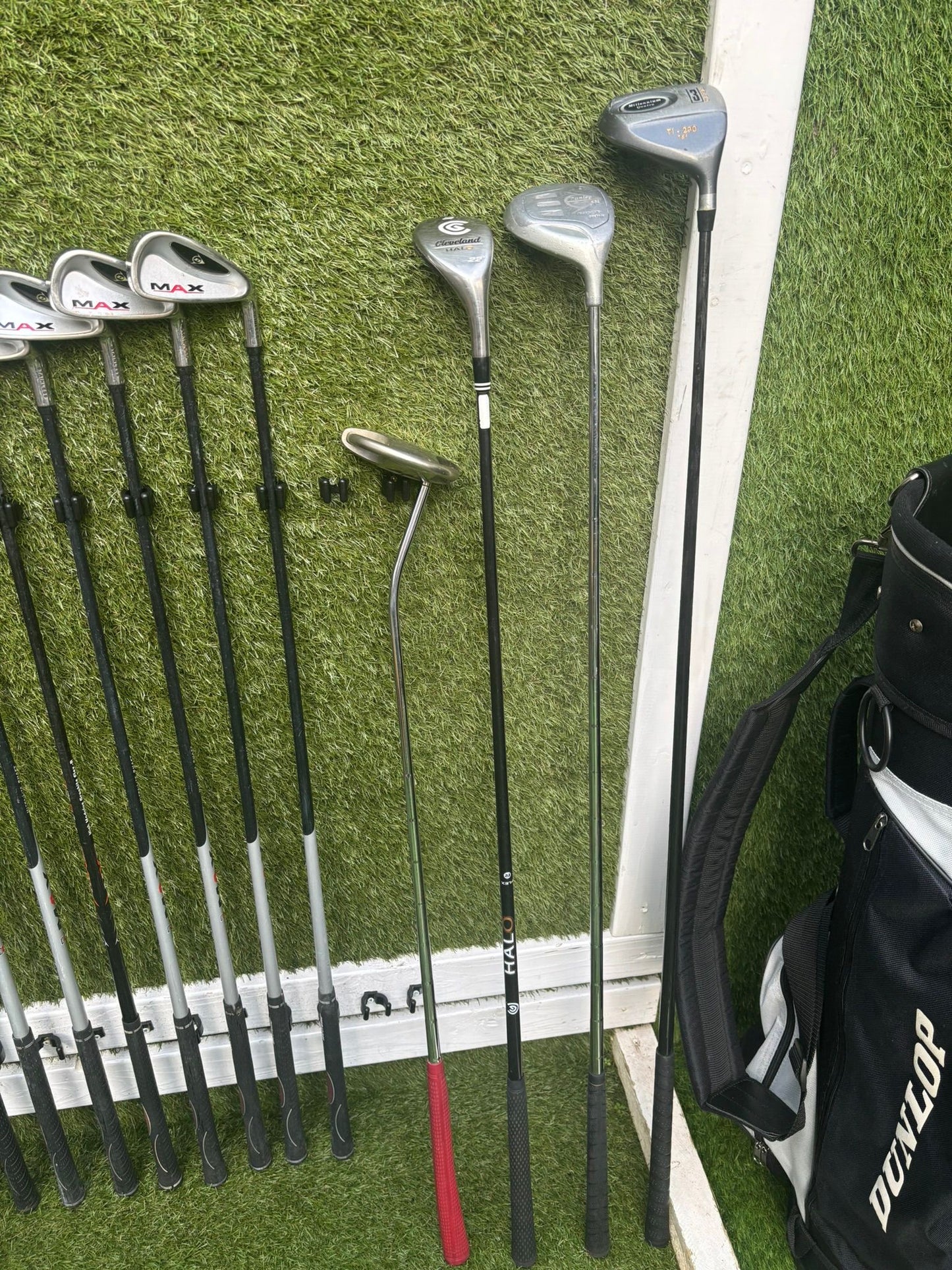 Dunlop MAX Stainless Full Starter Golf Set – 13 Clubs + Bag £94.00 Delivered