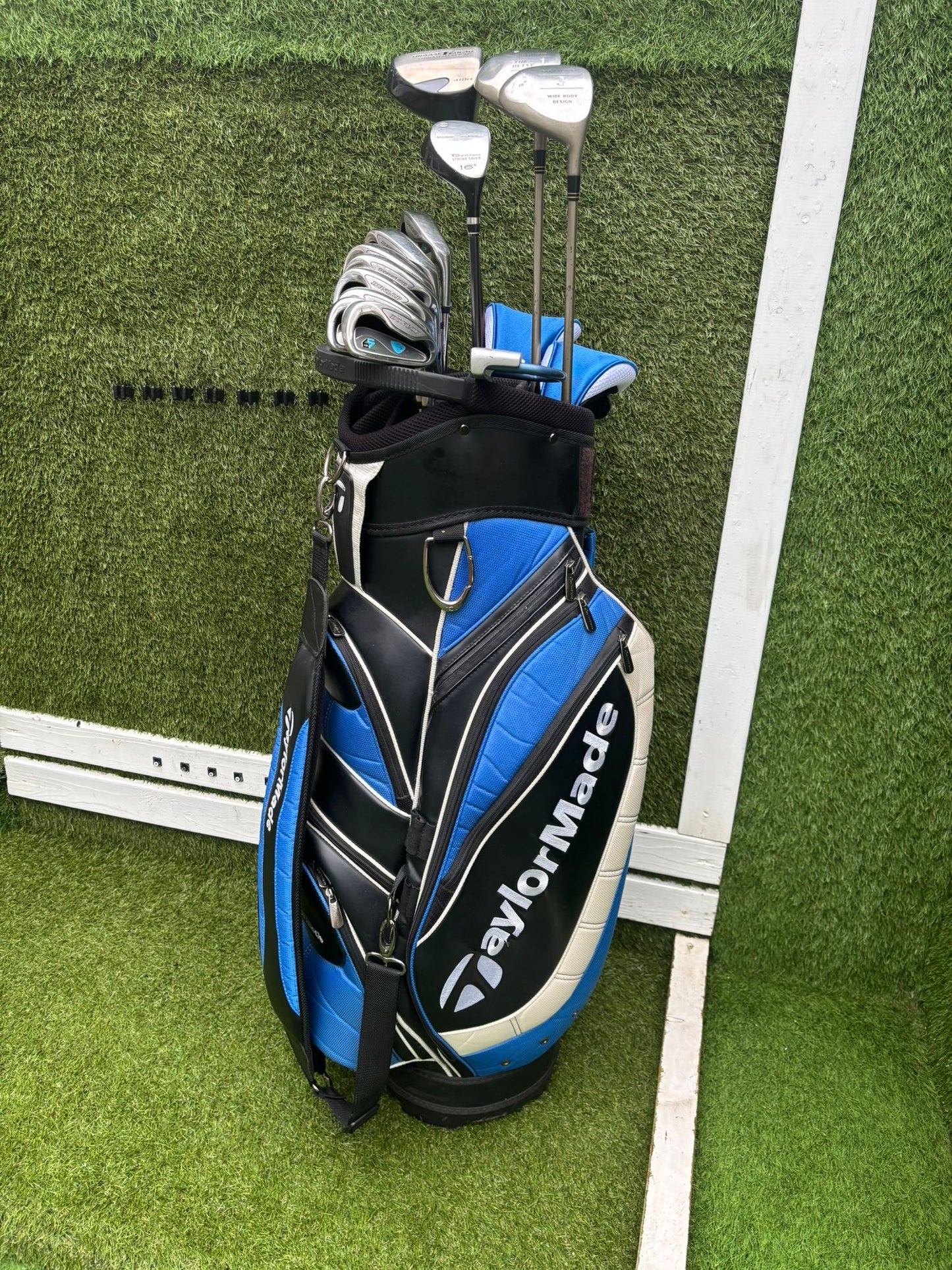Dunlop 65i Irons + Gullwing Woods + Benross Hybrid + TaylorMade Cart Bag – 13-Club Golf Set