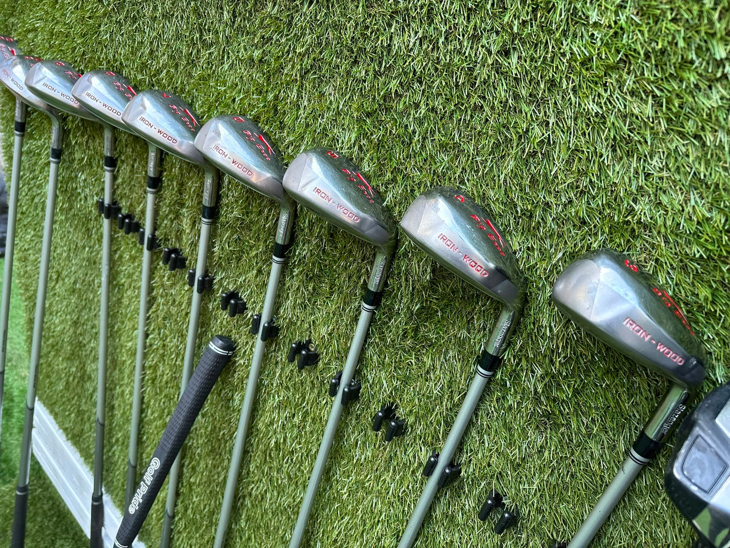 Slazenger Big Eze Complete Golf Package – Wilson 5 Wood, Hybrid, Dunlop Putter & Stromberg H2O Proof Waterproof Bag