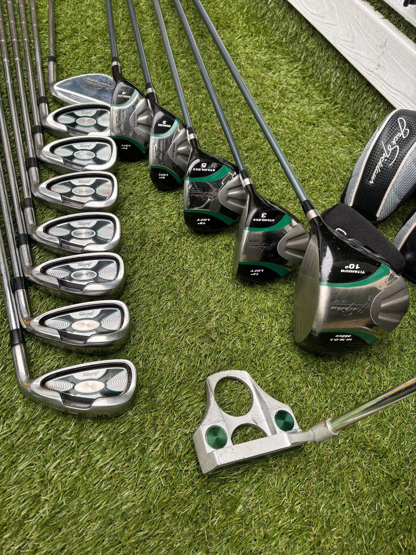 Jack Nicklaus Tour – Full Matching 14-Club Golf Set + Bag £294 + Free Delivery