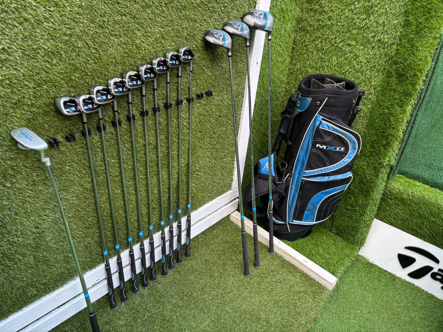 Complete Matching Dunlop MX II Golf Package Set with Stand Bag Free Delivery