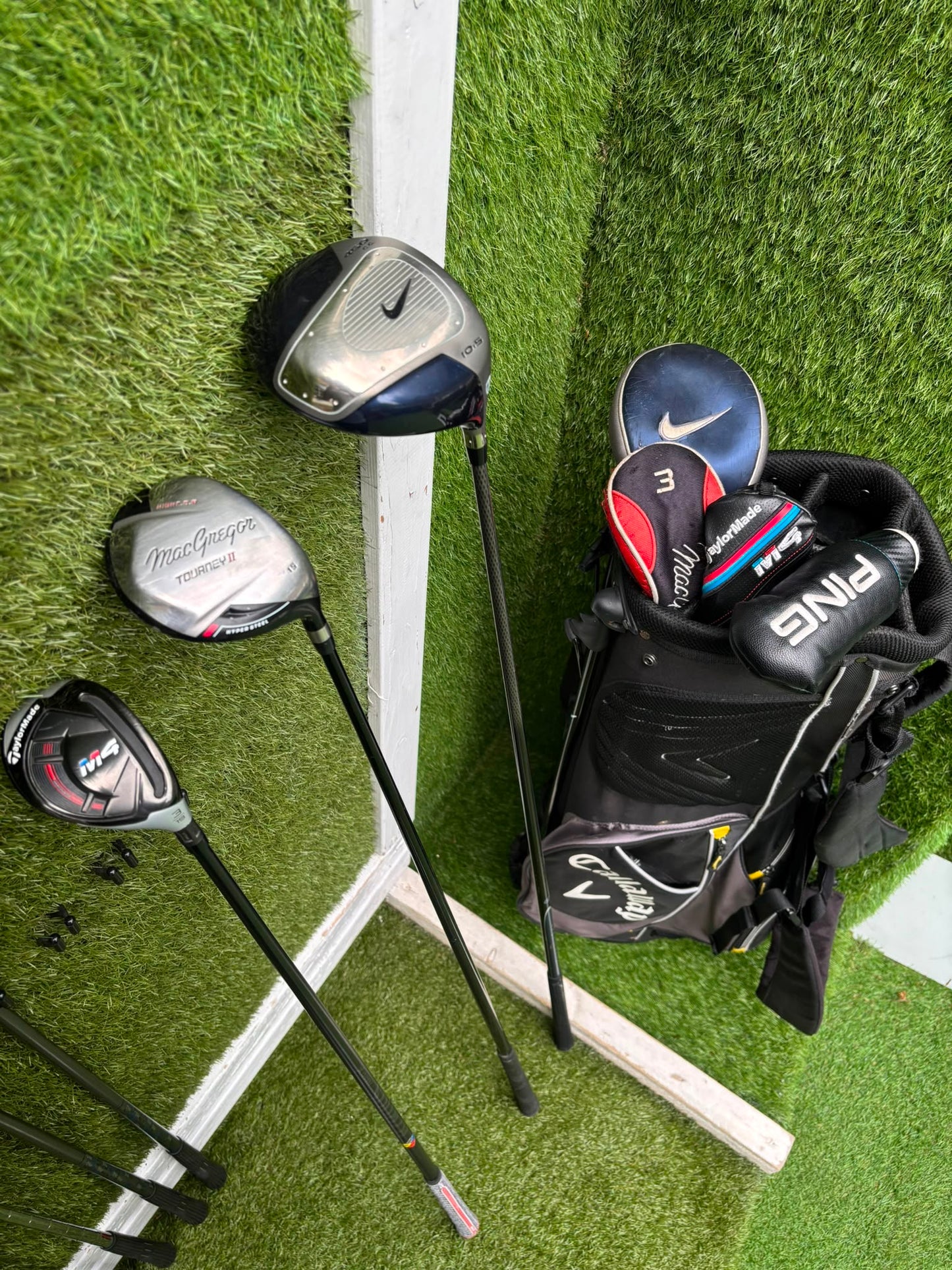Ping G30 Graphite Irons 6-U, TaylorMade M4 Rescue, Nike SQ Driver & Callaway Stand Bag Stunning Set