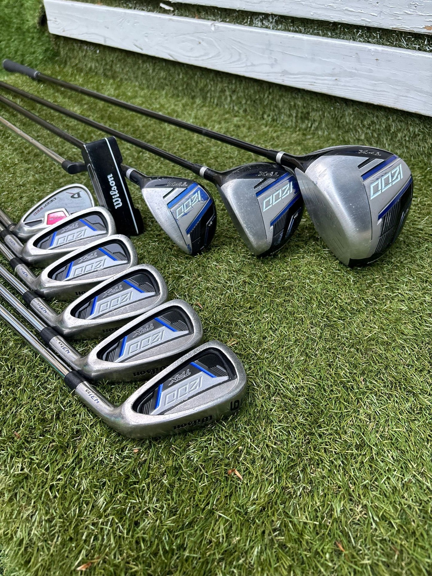 Wilson 1200 TPX Golf Set with Hybrid, Deep Red Wedge & Brand New Stand Bag - Free Delivery