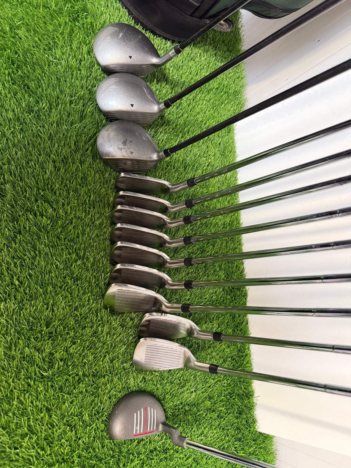 Men’s Right-Handed Hippo Golf Set – Ideal for Beginners
