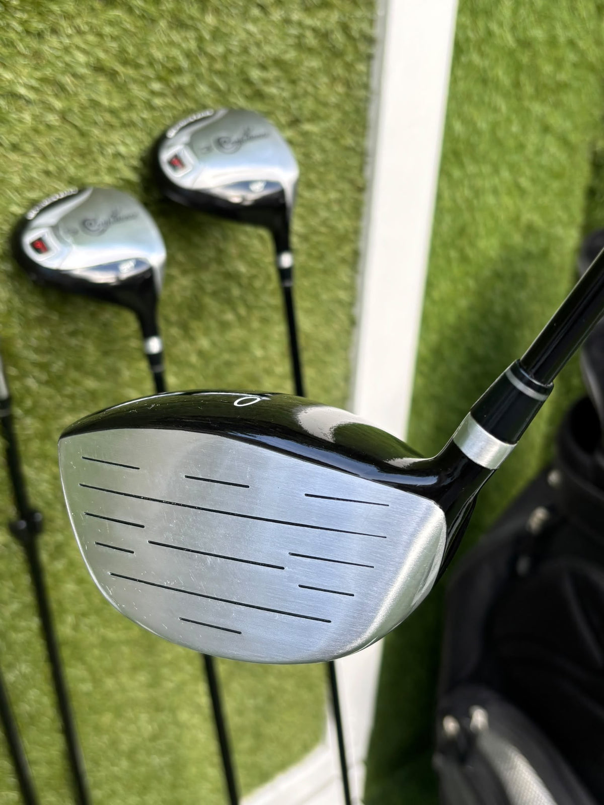 Confidence CG460 3–SW Irons, 10.5° Driver, 3 & 5 Woods, Putter & Matching Bag – Unused Condition