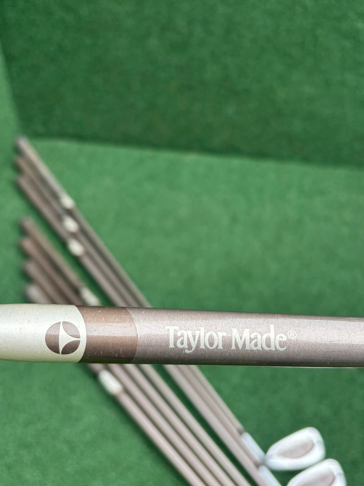 TaylorMade LCG 4–SW Ladies Irons – Bubble 2 L60 Graphite Shafts