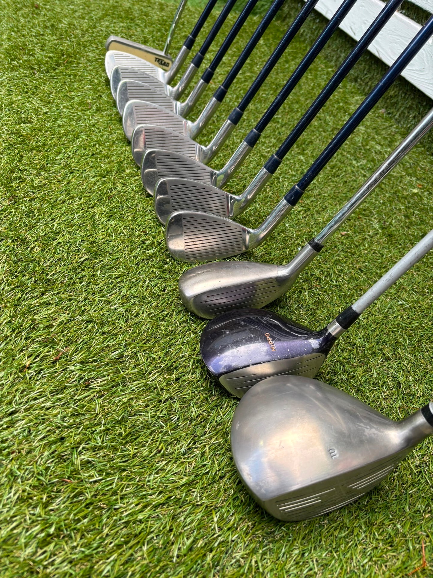 Texan Power Cavity Golf Complete Set & Titleist Bag - PLEASE  READ THE DESCRIPTION ABOUT THE BAG!!