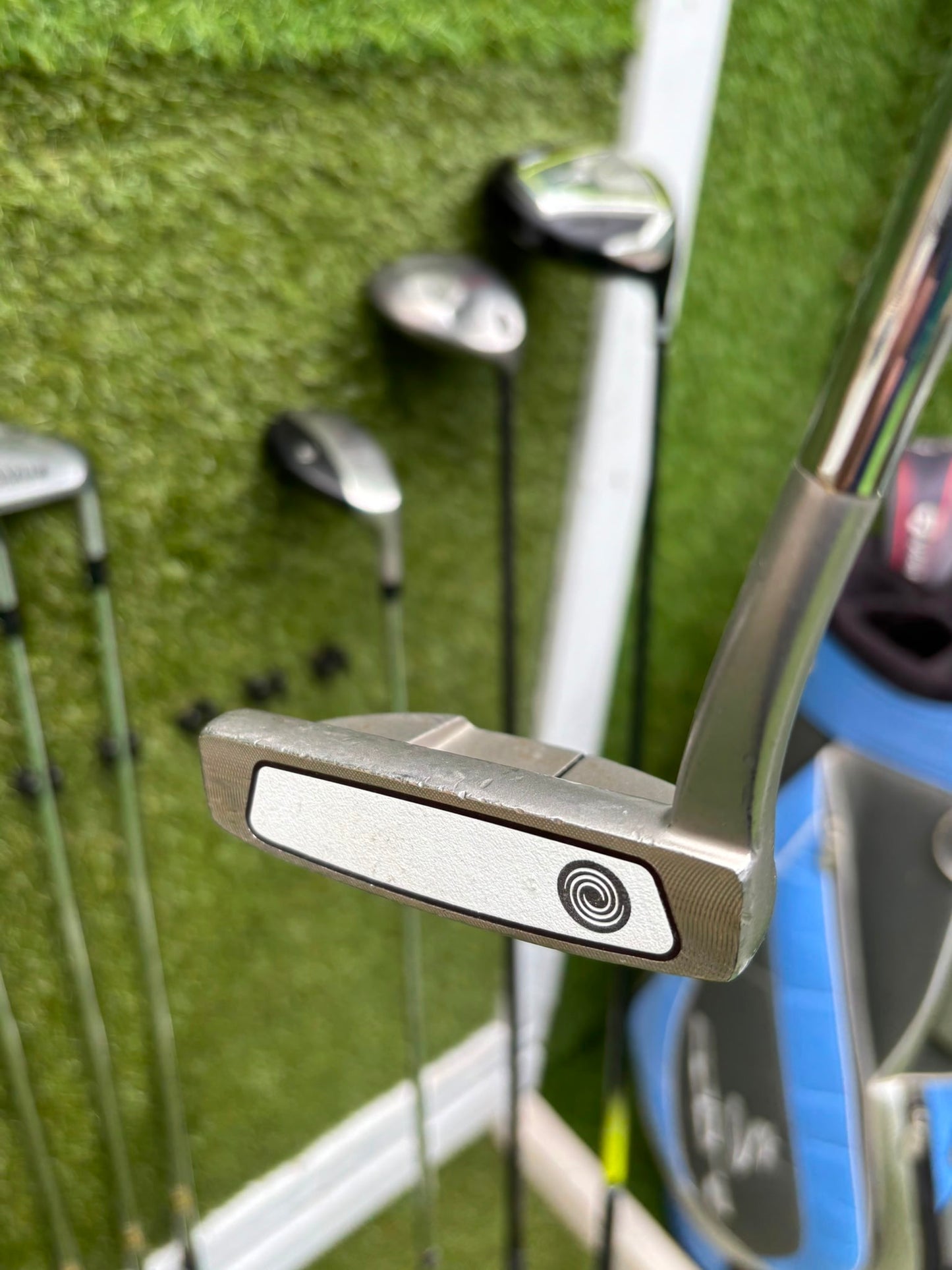 Maxfli Revolution +1” Golf Set with Odyssey White Ice Putter & Cobra Bag Free Delivery